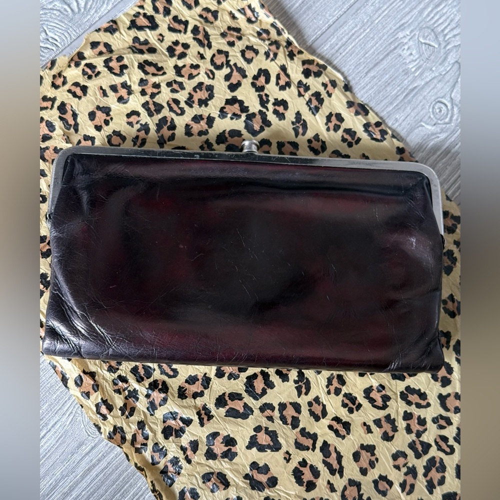 HOBO The Original Lauren wallet/ clutch, black with silvertone double frame. - Picture 4 of 10